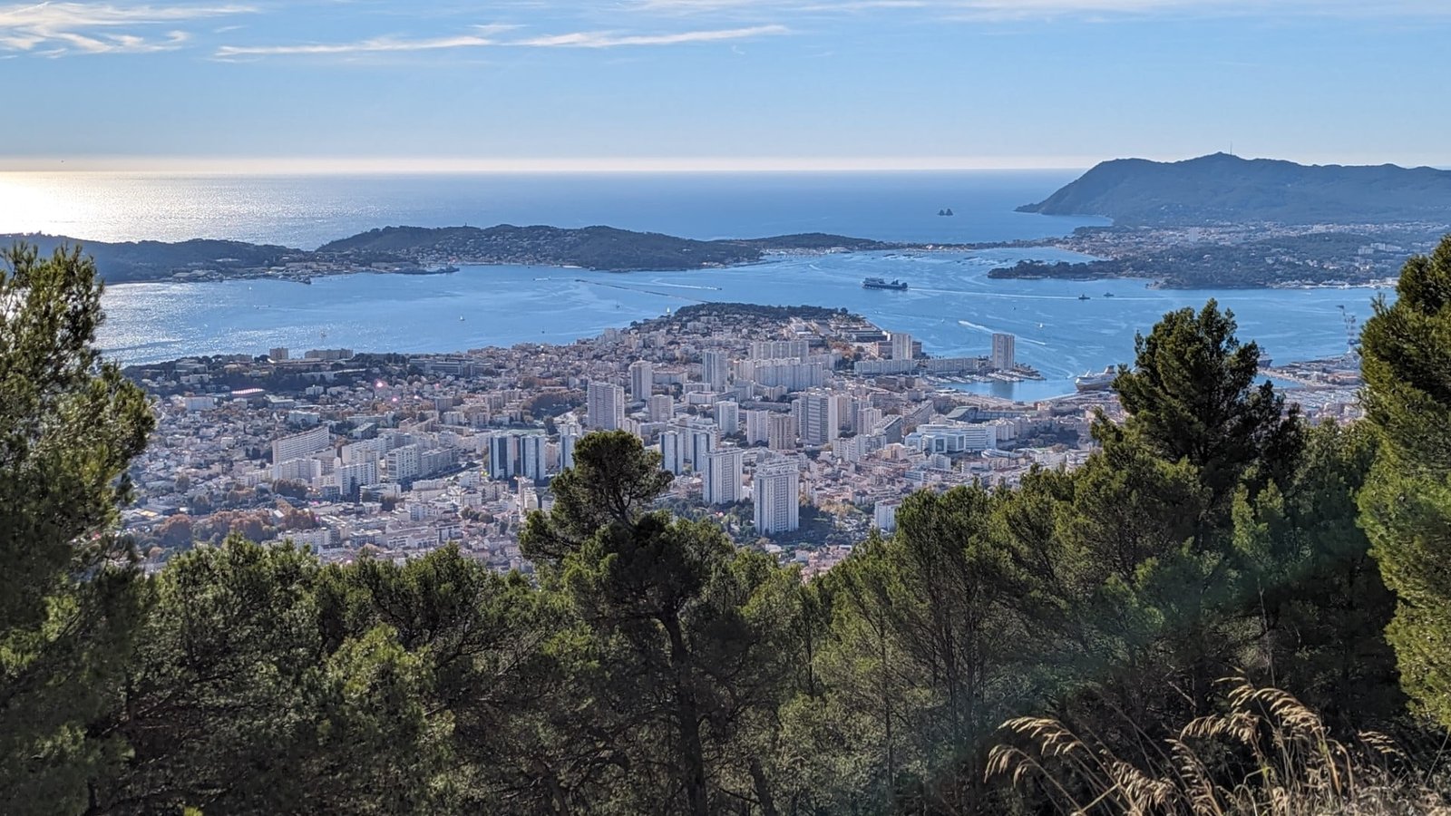 Tournage dans Noob, la saison ultime - Pause déjeuné (2) Le Petit Informaticien